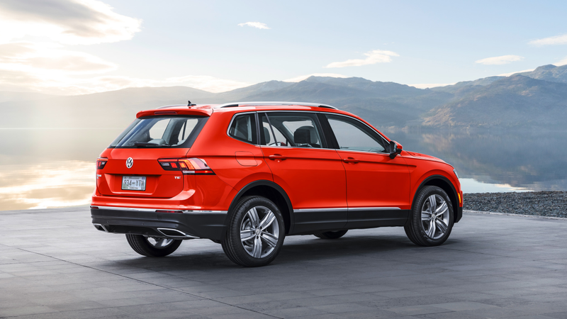 Illustration for article titled 2018 Volkswagen Tiguan: They Made It Bigger For America